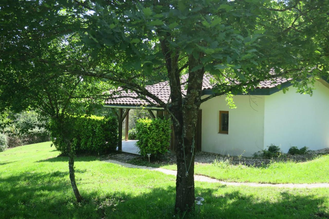 Le Verger Gites Castelnau D'Auzan Exterior photo